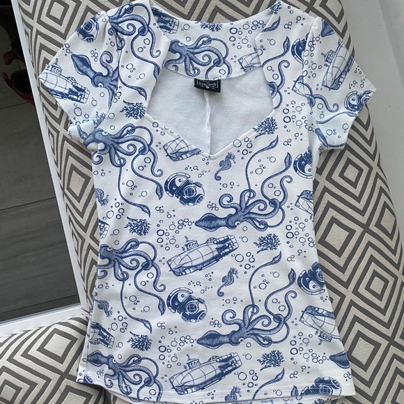 Vintage neckline tee - Picture 4 of 5